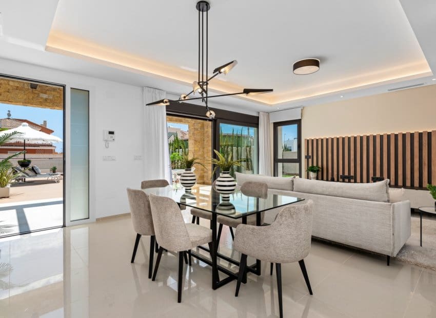 3 bedroom Villa for sale in Ciudad Quesada - € 884,450 (Ref: 9368322)