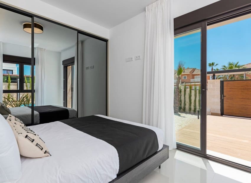 3 bedroom Villa for sale in Ciudad Quesada - € 884,450 (Ref: 9368322)