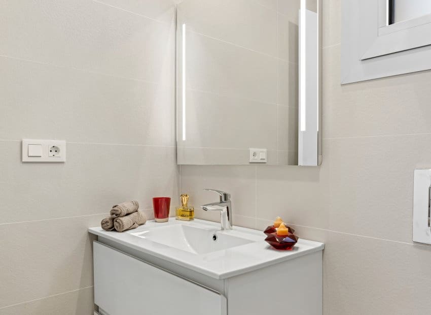 2 bedroom Penthouse for sale in Orihuela Costa with pool - € 425,000 (Ref: 9368331)