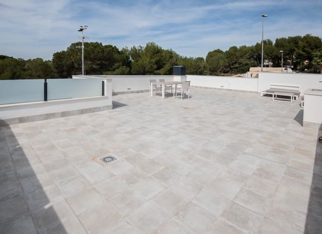 3 soveværelse Villa til salg i Pinar de Campoverde, Pilar de la Horadada - € 437.800 (Ref: 9368344)