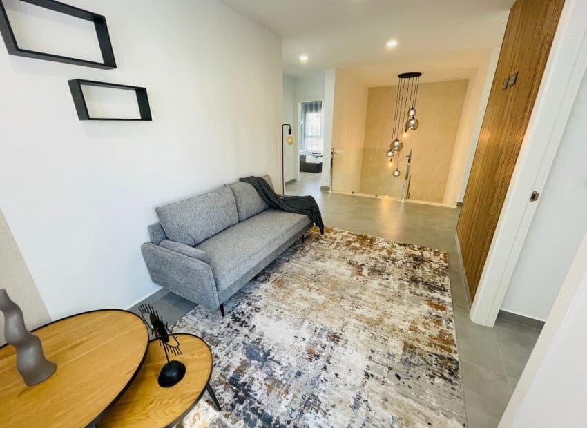 Chalet de 5 habitaciones en Torrevieja en venta - 980.000 € (Ref: 9368356)