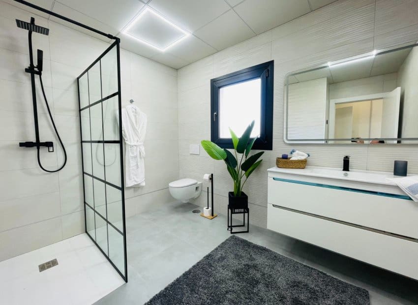 Chalet de 5 habitaciones en Torrevieja en venta - 980.000 € (Ref: 9368356)