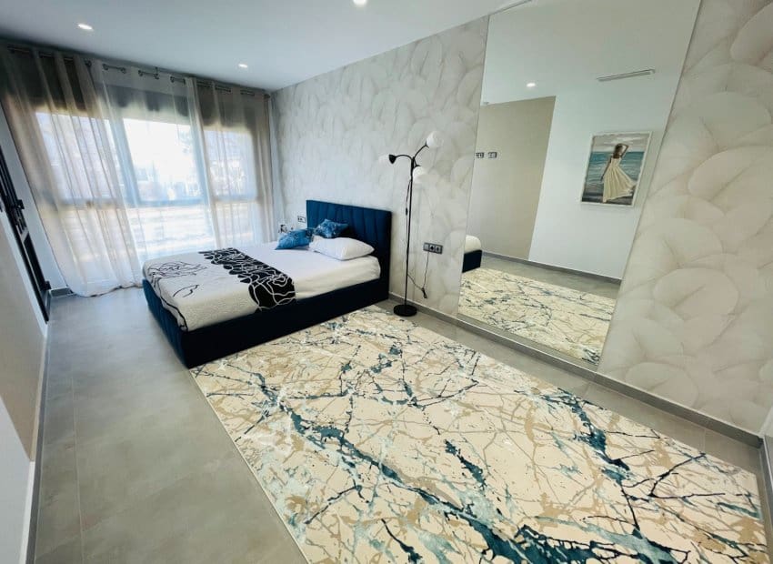 Chalet de 5 habitaciones en Torrevieja en venta - 980.000 € (Ref: 9368356)