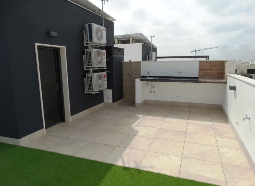 3 Zimmer Haus zu verkaufen in Pilar de la Horadada mit Pool - 379.900 € (Ref: 9368366)