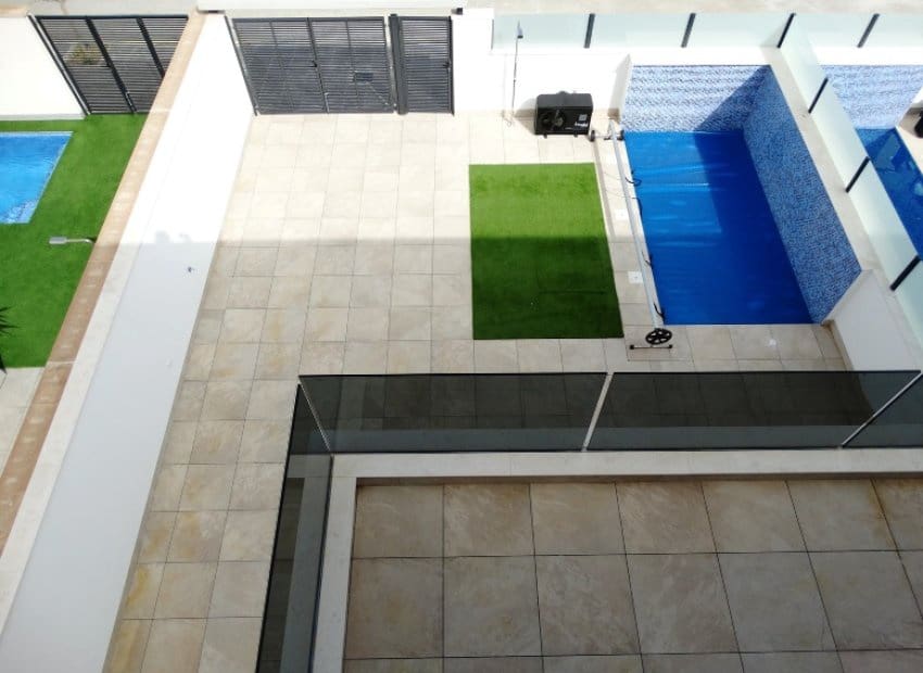 3 Zimmer Haus zu verkaufen in Pilar de la Horadada mit Pool - 379.900 € (Ref: 9368366)