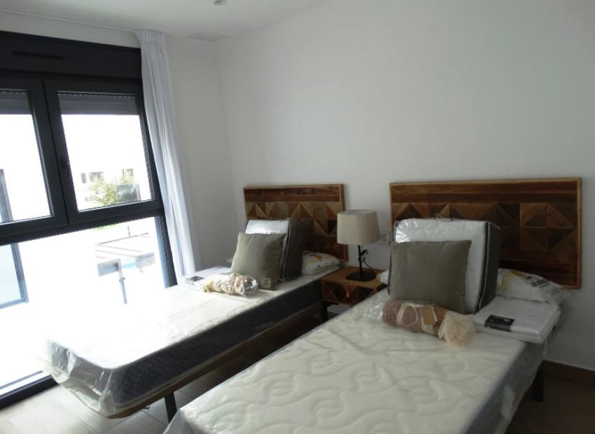 3 Zimmer Haus zu verkaufen in Pilar de la Horadada mit Pool - 379.900 € (Ref: 9368366)