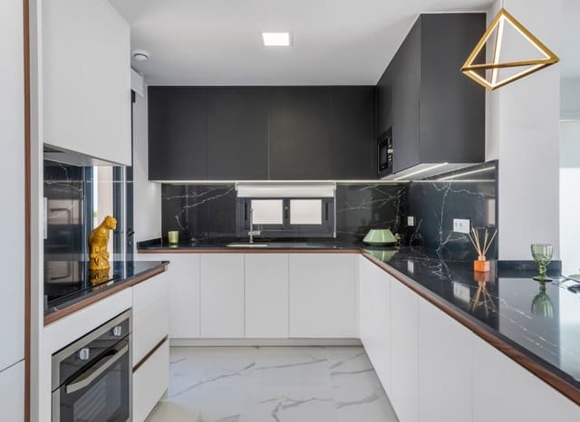 3 chambre Appartement à vendre à San Miguel de Salinas avec piscine - 415 000 € (Ref: 9368369)