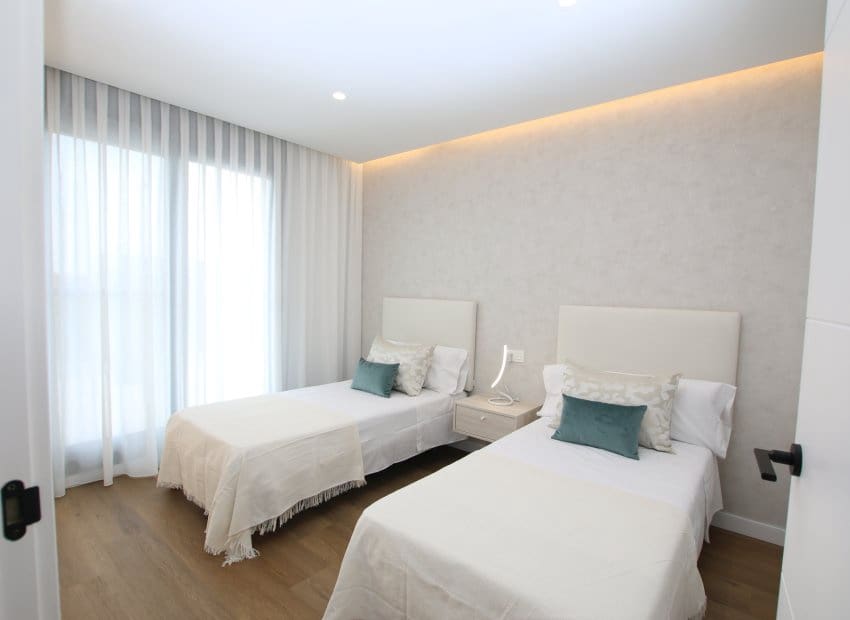 3 bedroom Villa for sale in Pilar de la Horadada - € 725,000 (Ref: 9368390)