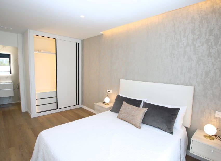 3 bedroom Villa for sale in Pilar de la Horadada - € 725,000 (Ref: 9368390)