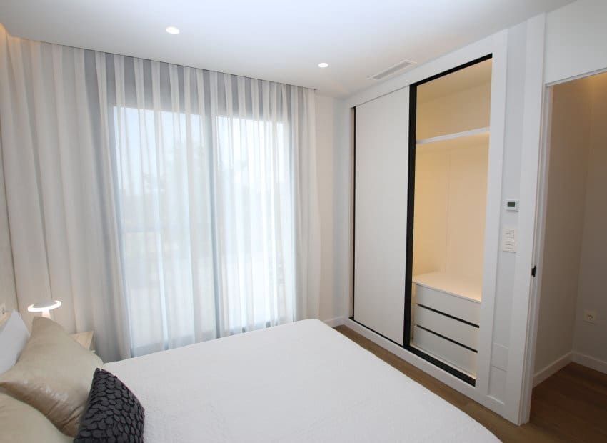 3 bedroom Villa for sale in Pilar de la Horadada - € 725,000 (Ref: 9368390)