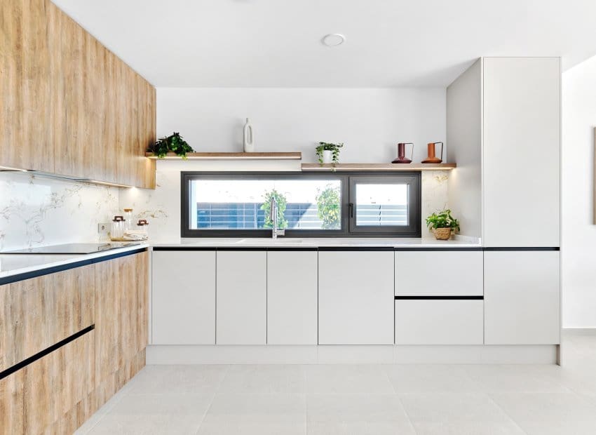 Chalet de 3 habitaciones en San Miguel de Salinas en venta - 649.000 € (Ref: 9368391)