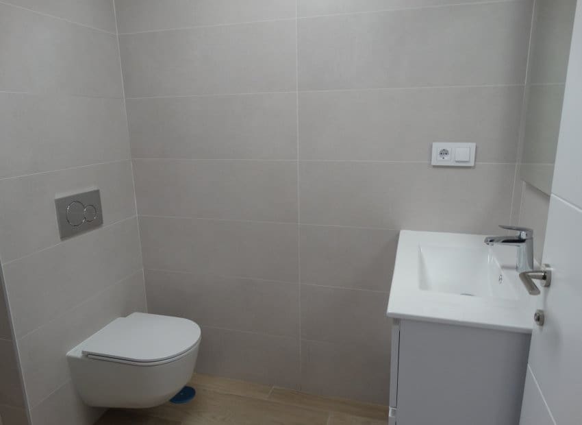 3 quarto Apartamento para venda em Pilar de la Horadada com piscina - 285 000 € (Ref: 9368393)