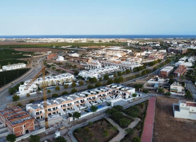 2 chambre Appartement à vendre à Pilar de la Horadada ciudad, Pilar de la Horadada avec piscine - 245 000 € (Ref: 9368394)