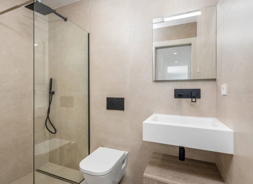 Chalet de 3 habitaciones en Los Alcázares en venta - 489.900 € (Ref: 9368404)