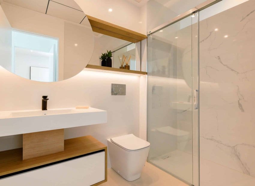 2 bedroom Apartment for sale in Rojales with pool - € 321,000 (Ref: 9368421)