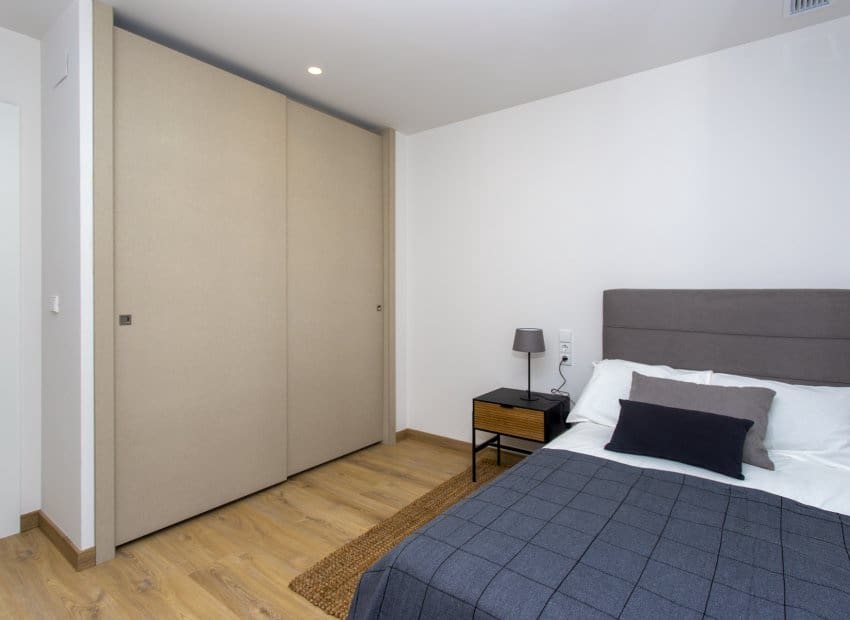 3 quarto Casa em Banda para venda em Monforte del Cid com piscina - 330 000 € (Ref: 9368433)