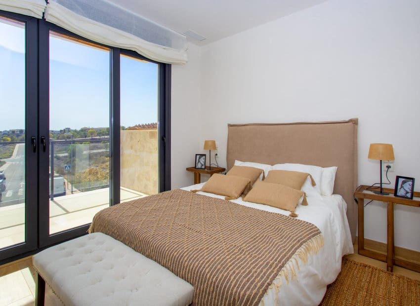 3 quarto Casa em Banda para venda em Monforte del Cid com piscina - 330 000 € (Ref: 9368433)