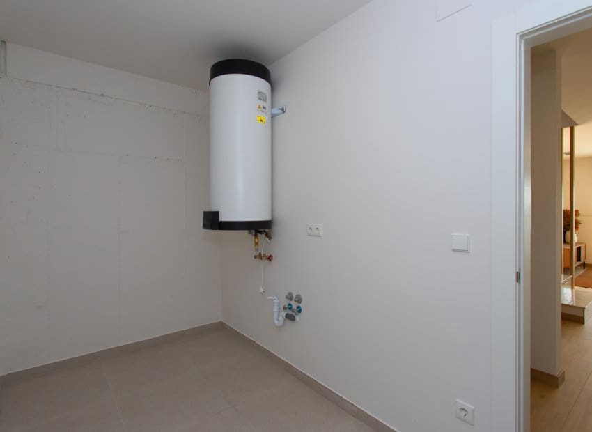 3 quarto Casa em Banda para venda em Monforte del Cid com piscina - 330 000 € (Ref: 9368433)