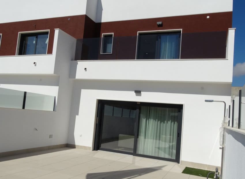 Casa de 3 habitaciones en Santiago de la Ribera en venta - 425.000 € (Ref: 9368480)