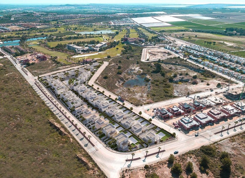 3 bedroom Townhouse for sale in Algorfa with pool - € 495,000 (Ref: 9368512)