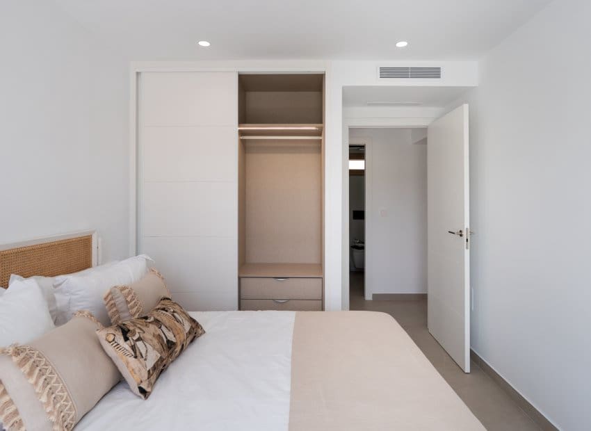 4 slaapkamer Villa te koop in Orihuela Costa met zwembad - € 1.350.000 (Ref: 9368519)