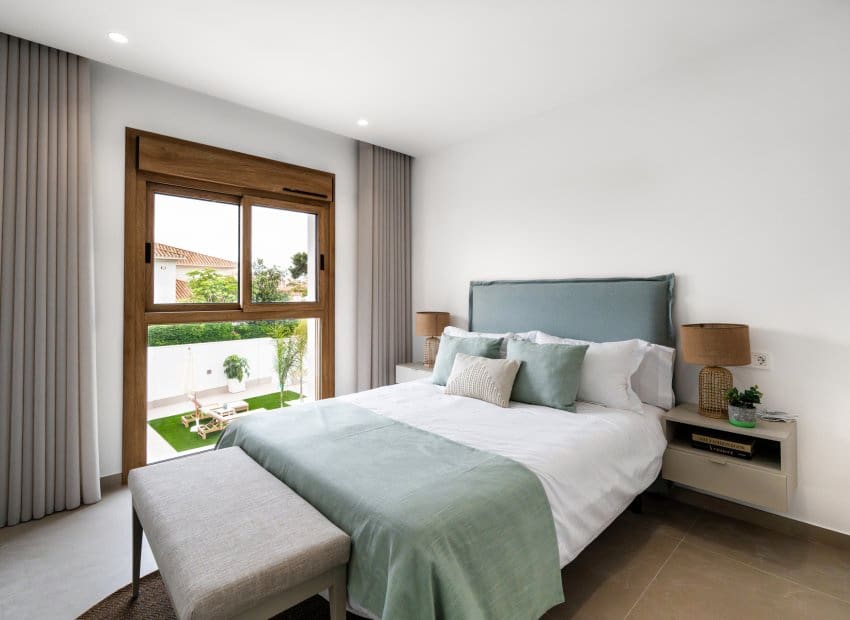 4 slaapkamer Villa te koop in Orihuela Costa met zwembad - € 1.350.000 (Ref: 9368519)