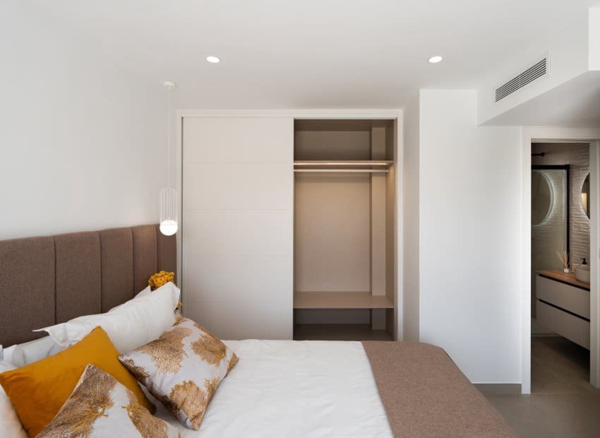 4 slaapkamer Villa te koop in Orihuela Costa met zwembad - € 1.350.000 (Ref: 9368519)