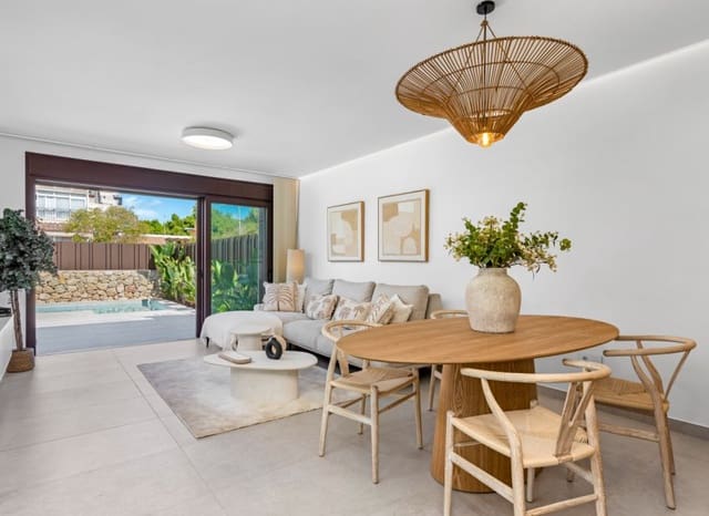 Chalet de 3 habitaciones en Mil Palmeras, Pilar de la Horadada en venta con piscina - 539.900 € (Ref: 9368528)