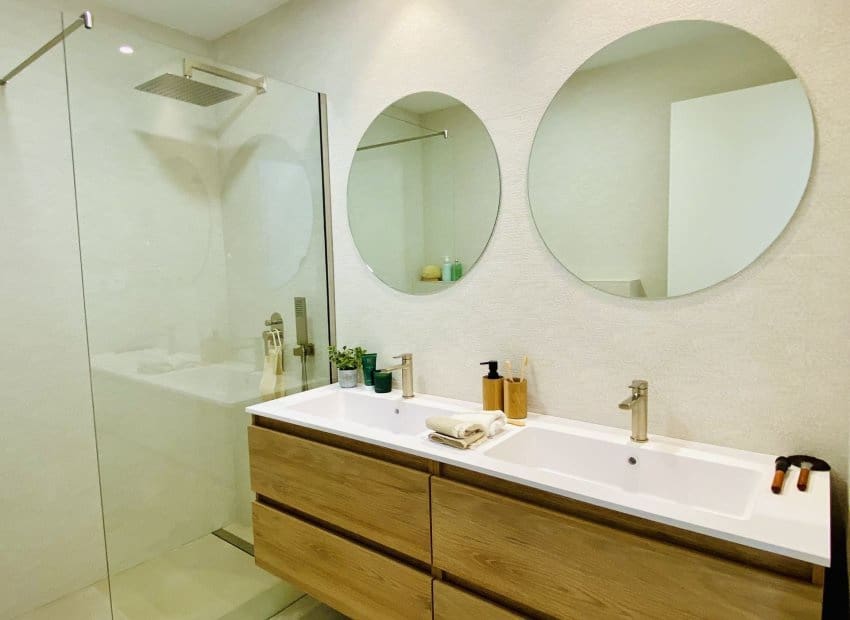 Apartamento de 3 habitaciones en Pilar de la Horadada en venta con piscina - 334.900 € (Ref: 9368537)