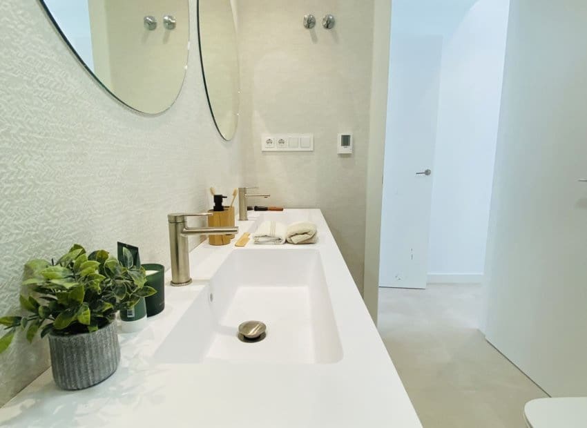 Apartamento de 3 habitaciones en Pilar de la Horadada en venta con piscina - 334.900 € (Ref: 9368537)