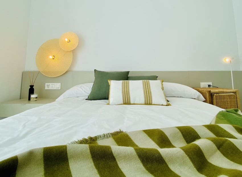 Apartamento de 3 habitaciones en Pilar de la Horadada en venta con piscina - 334.900 € (Ref: 9368537)