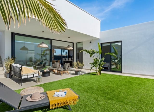 3 soveværelse Villa til salg i Mar de Cristal, Cartagena - € 549.000 (Ref: 9368555)