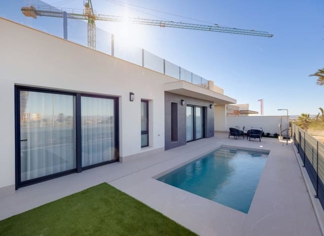 3 soveværelse Villa til salg i Aguas Nuevas, Torrevieja - € 595.000 (Ref: 9368579)