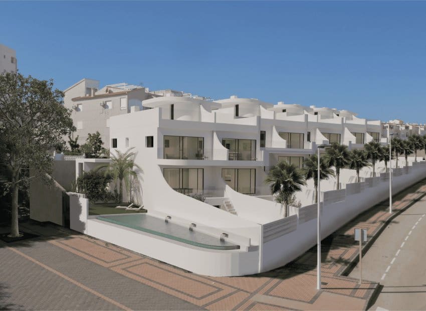 2 makuuhuone Huoneisto myytävänä paikassa Torrevieja mukana uima-altaan - 550 000 € (Ref: 9368684)