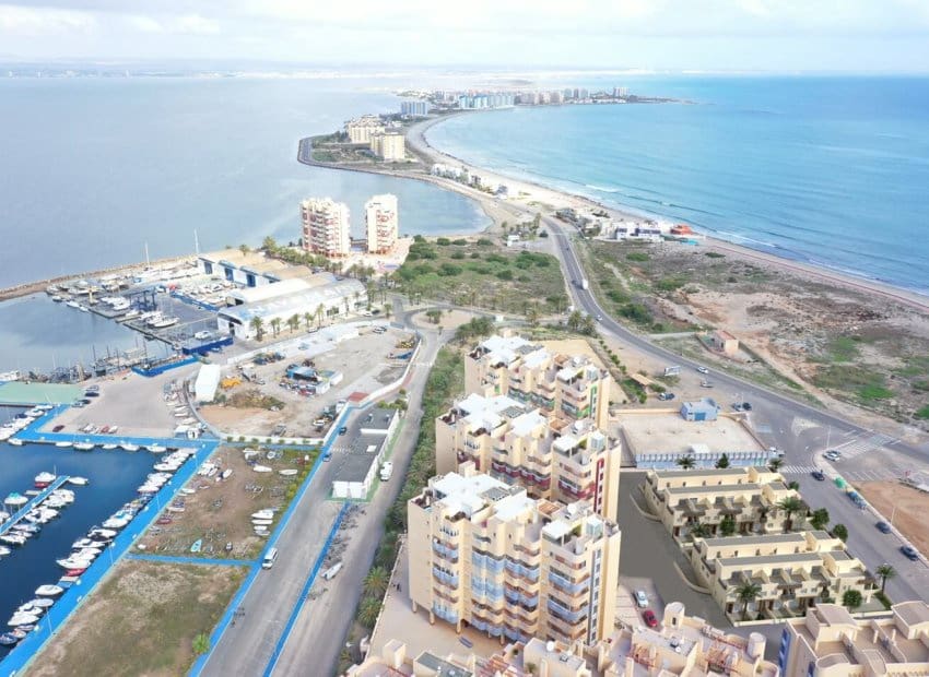 3 soveværelse Byhus til salg i La Manga del Mar Menor - € 270.632 (Ref: 9368695)