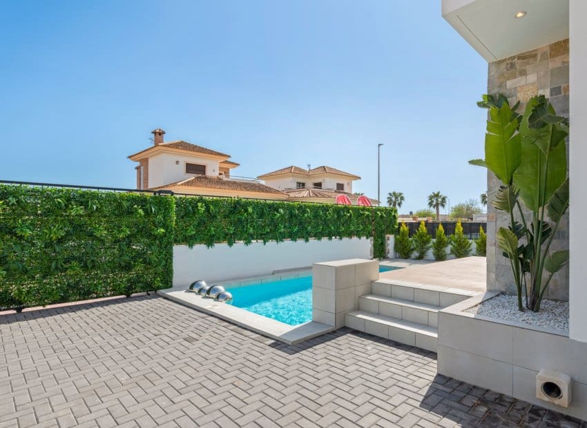 3 soveværelse Villa til salg i Los Alcazares - € 544.841 (Ref: 9368714)