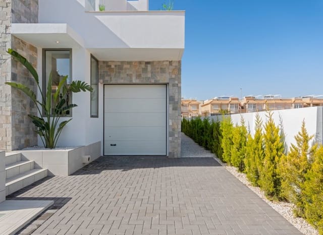 3 soveværelse Villa til salg i Centro, Los Alcázares - € 544.841 (Ref: 9368714)