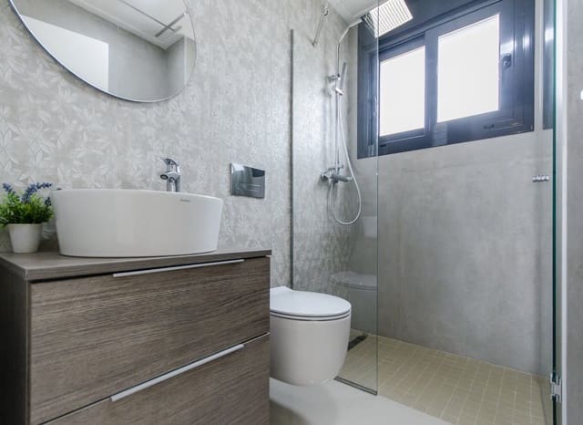 3 slaapkamer Villa te koop in San Miguel de Salinas met zwembad - € 630.000 (Ref: 9368828)