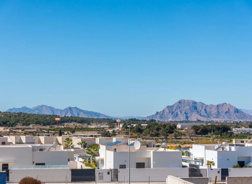 2 bedroom Apartment for sale in Benijofar with pool - € 294,000 (Ref: 9368833)