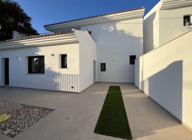 3 slaapkamer Villa te koop in Lo Pagan, San Pedro del Pinatar - € 395.000 (Ref: 9368843)
