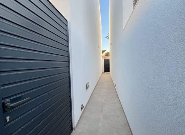 3 slaapkamer Villa te koop in Lo Pagan, San Pedro del Pinatar - € 395.000 (Ref: 9368843)