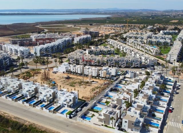 3 bedroom Townhouse for sale in El Raso, Guardamar del Segura - € 459,000 (Ref: 9368850)