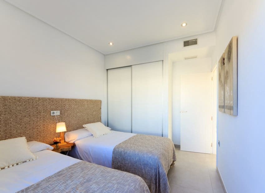 3 Zimmer Haus zu verkaufen in Pilar de la Horadada mit Pool - 374.900 € (Ref: 9368859)