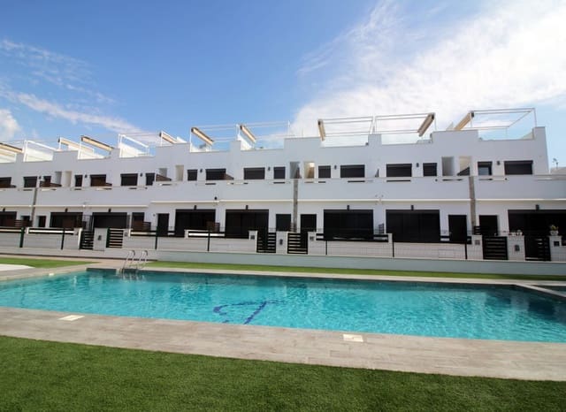 4 chambre Maison de Ville à vendre à Pilar de la Horadada ciudad, Pilar de la Horadada avec piscine - 369 900 € (Ref: 9368860)