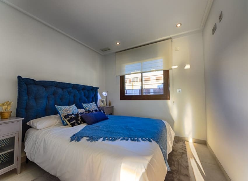 4 soveværelse Byhus til salg i Pilar de la Horadada med swimmingpool - € 369.900 (Ref: 9368860)