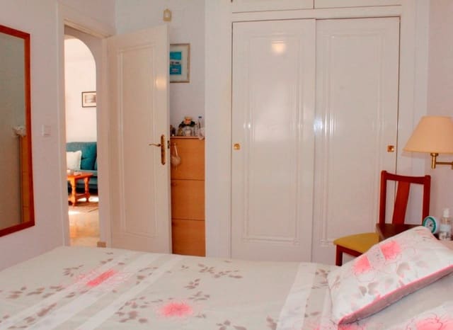 2 bedroom Bungalow for sale in La Zenia, Orihuela with pool garage - € 179,900 (Ref: 9369272)