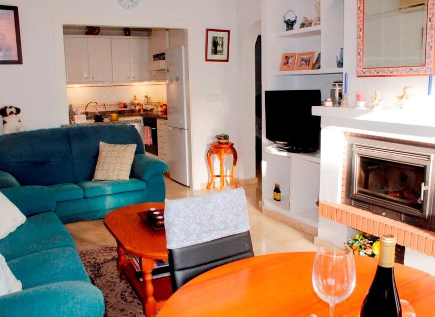 2 bedroom Bungalow for sale in Orihuela Costa with pool garage - € 179,900 (Ref: 9369272)