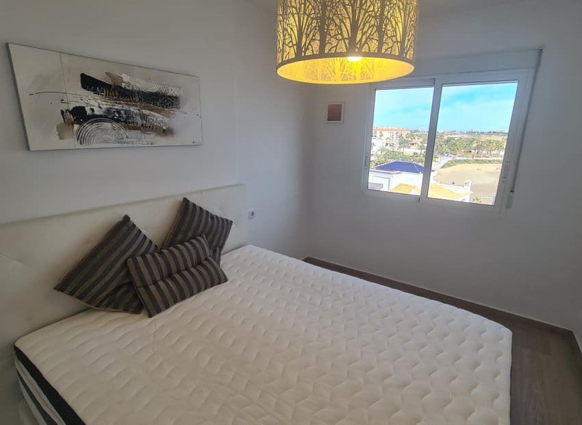 1 makuuhuone Huoneisto myytävänä paikassa Playa Flamenca - 269 500 € (Ref: 9371150)