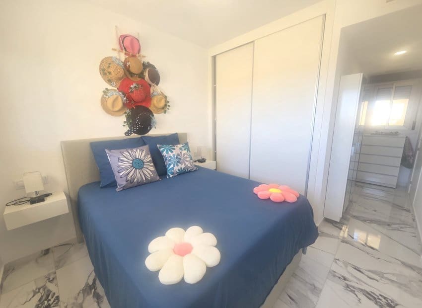 2 bedroom Apartment for sale in Villamartin with pool garage - € 315,000 (Ref: 9372236)