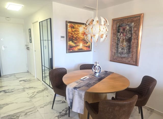 2 slaapkamer Appartement te koop in Villamartin, Orihuela met zwembad garage - € 315.000 (Ref: 9372236)